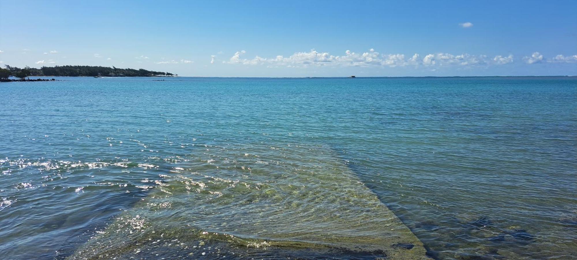 Clair De Lune - Private 2 Bedrooms Beachfront Villa Trou d'Eau Douce Exterior photo