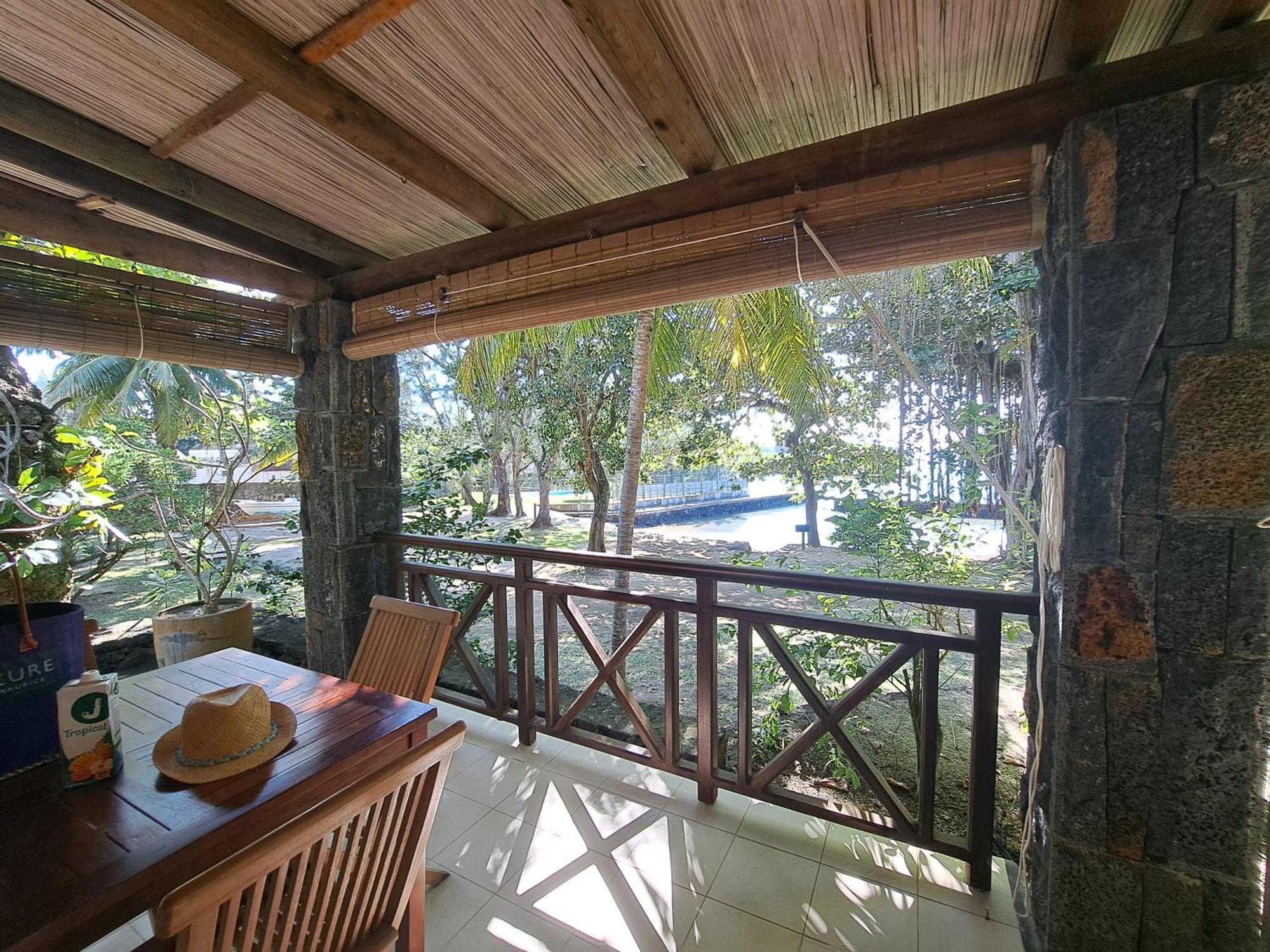 Clair De Lune - Private 2 Bedrooms Beachfront Villa Trou d'Eau Douce Exterior photo
