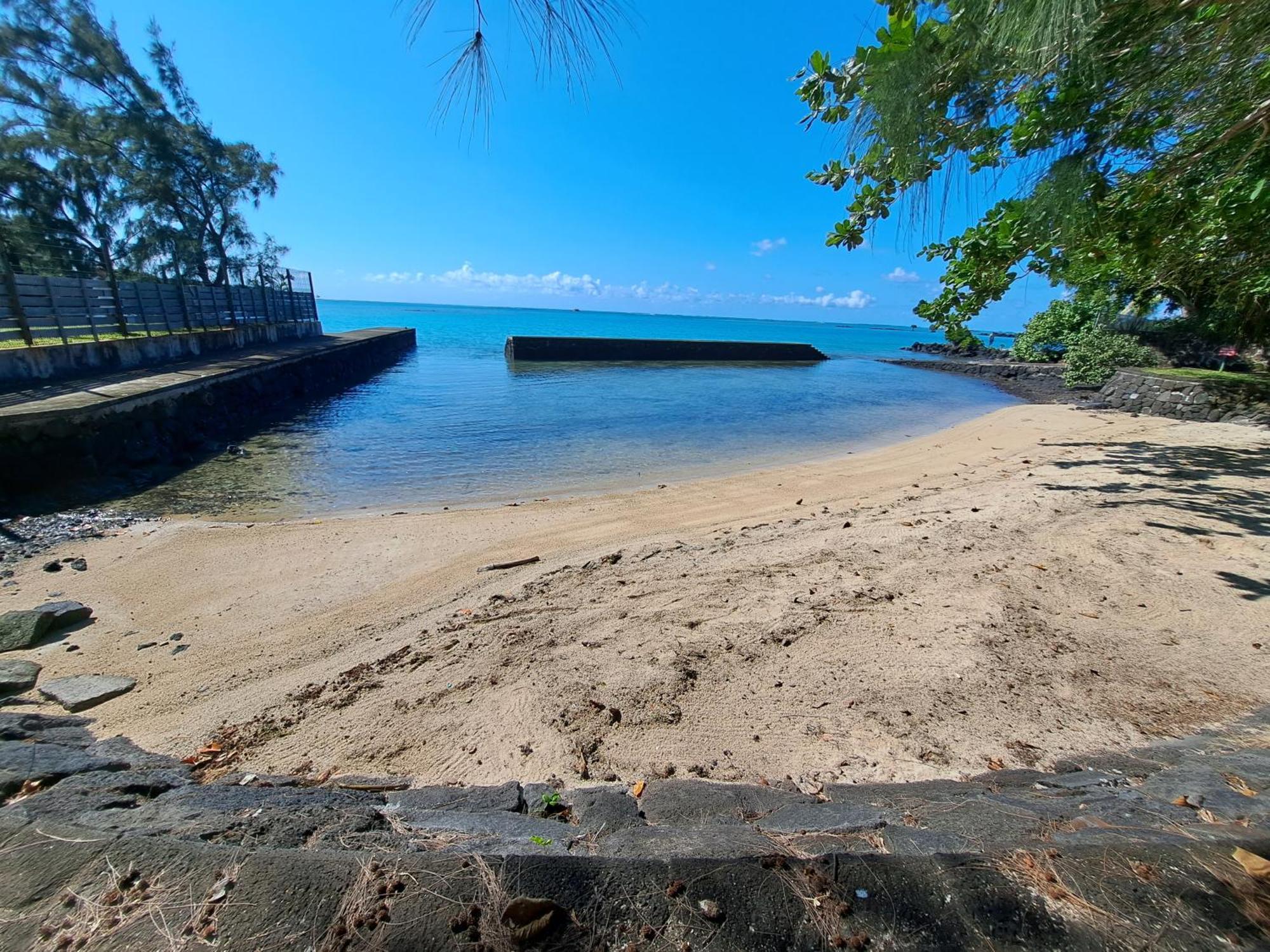 Clair De Lune - Private 2 Bedrooms Beachfront Villa Trou d'Eau Douce Exterior photo